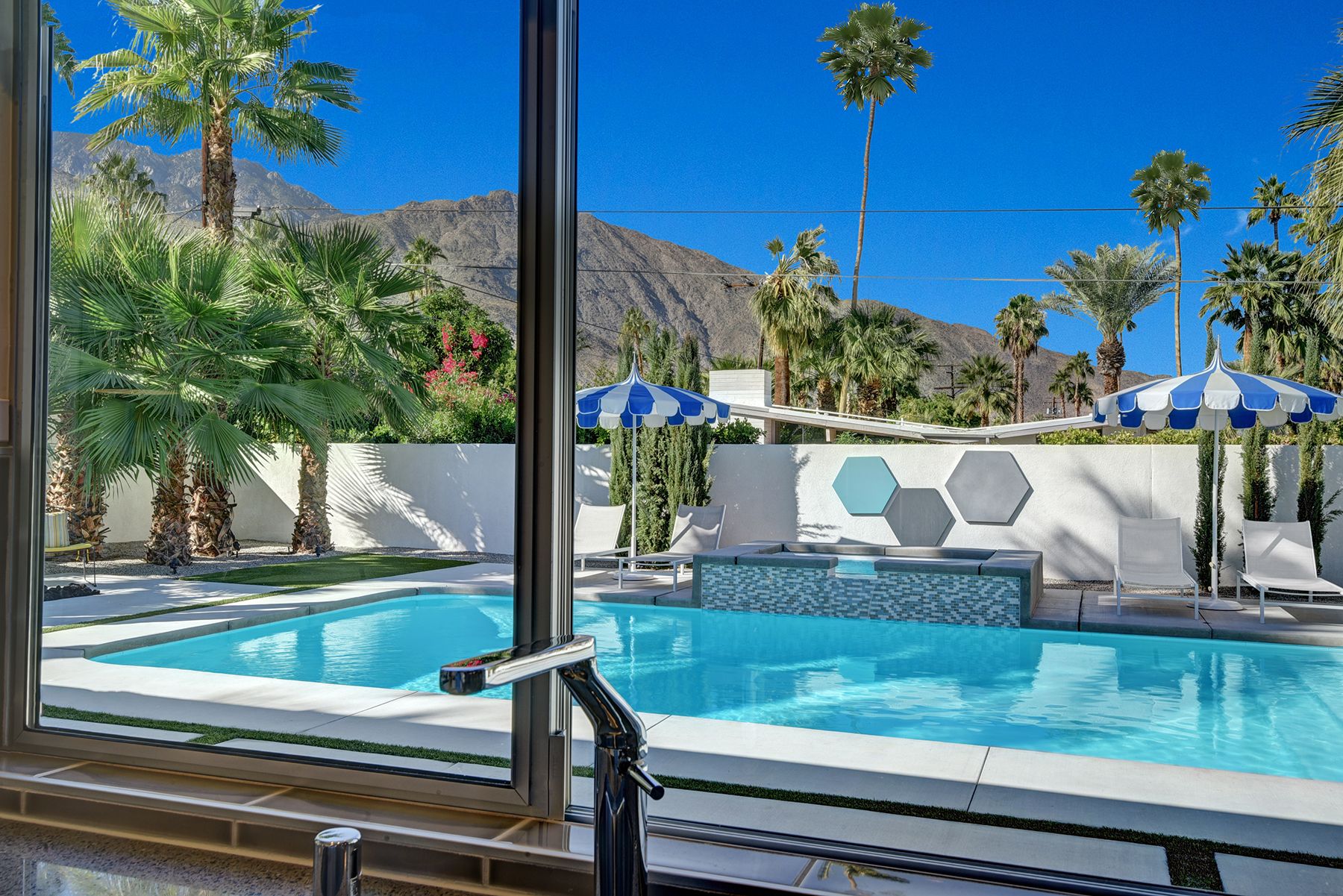 LaVerne | Altamira Vacation Rentals