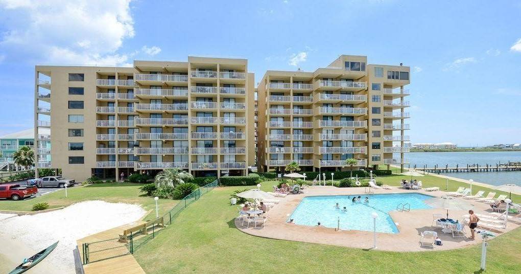 compass point,gulf shores vacation rentals,gulf shores condo rentals