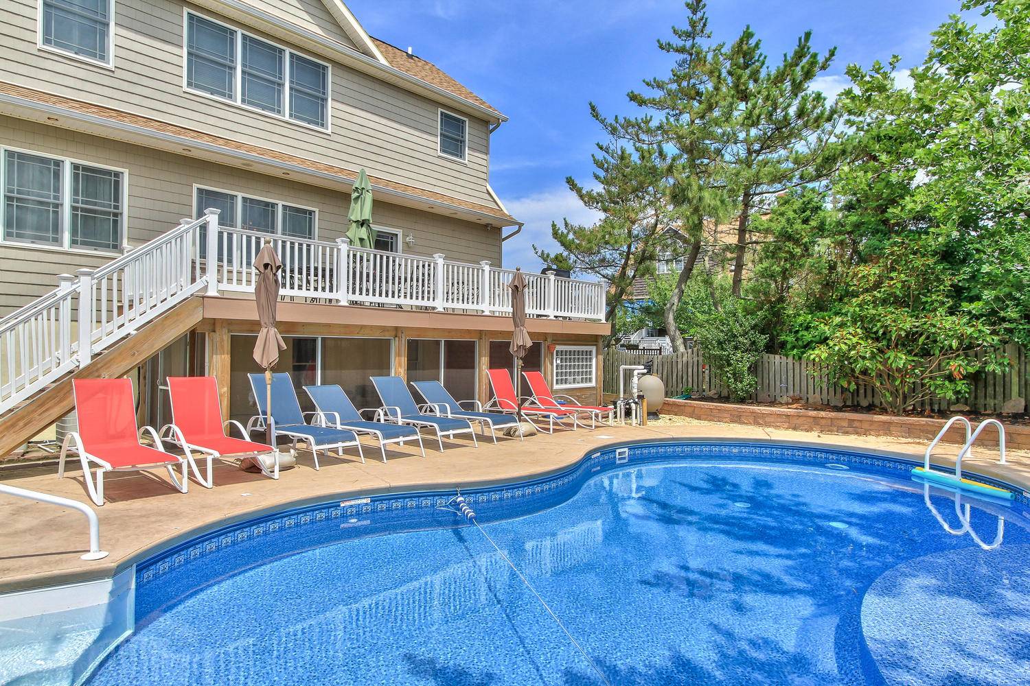 11 8th Ave Arthur Rue Agency