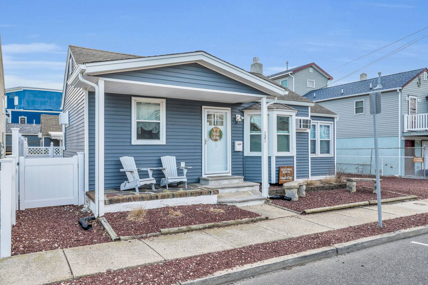 Seaside Cottage Arthur Rue Agency