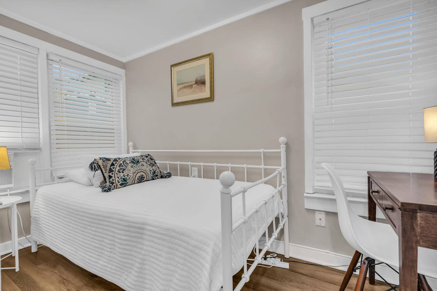 Seaside Cottage Arthur Rue Agency