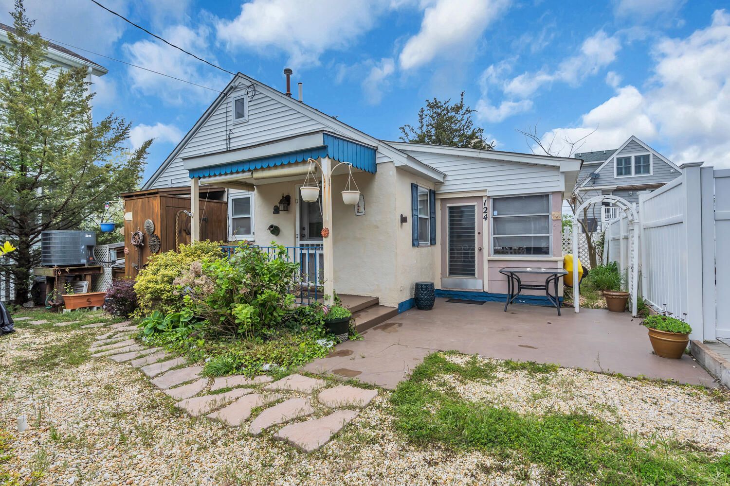 124 N Street Arthur Rue Agency