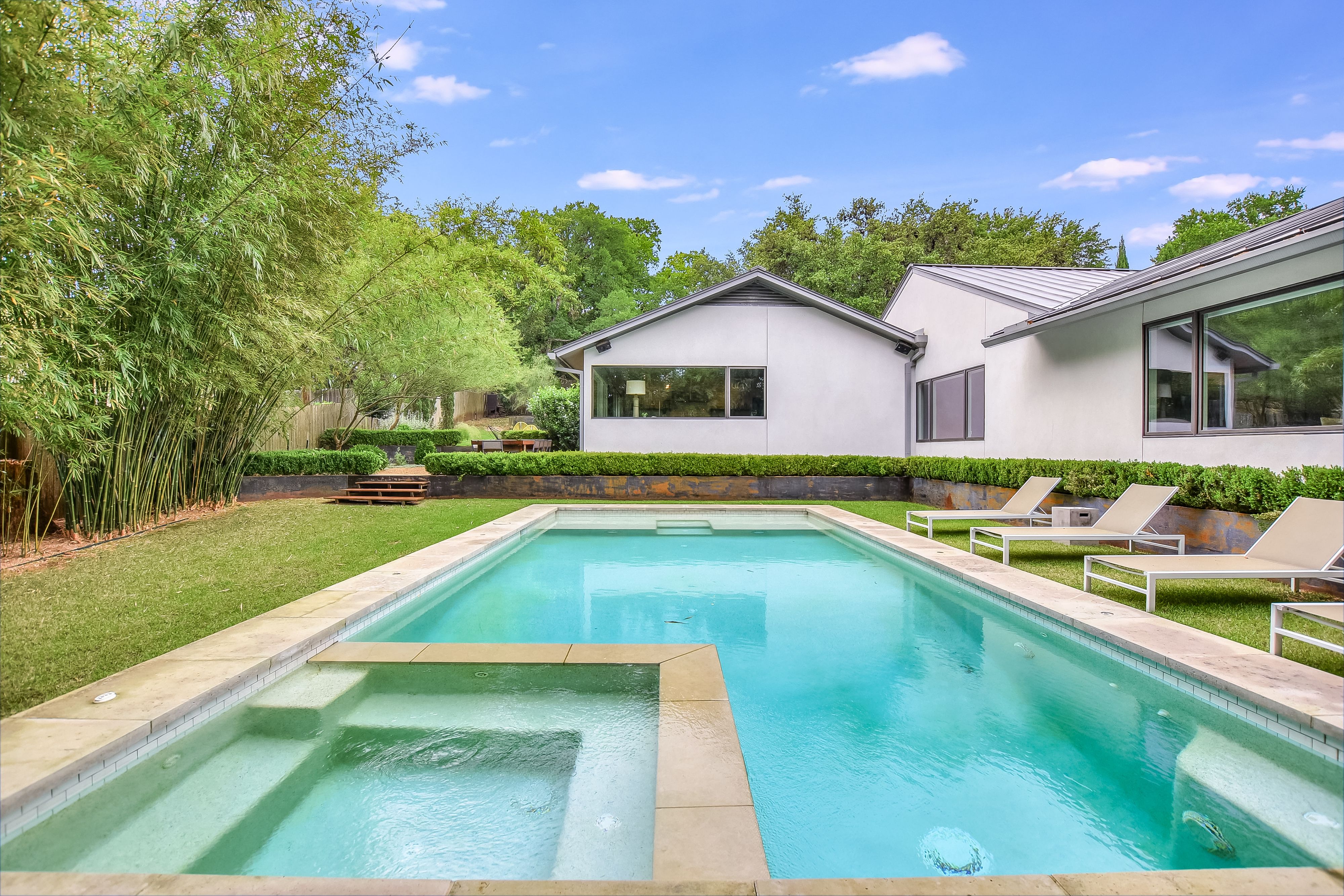 THE ARRIVE HIDDEN OAKS ESTATE ARRIVE Luxury Vacation Management