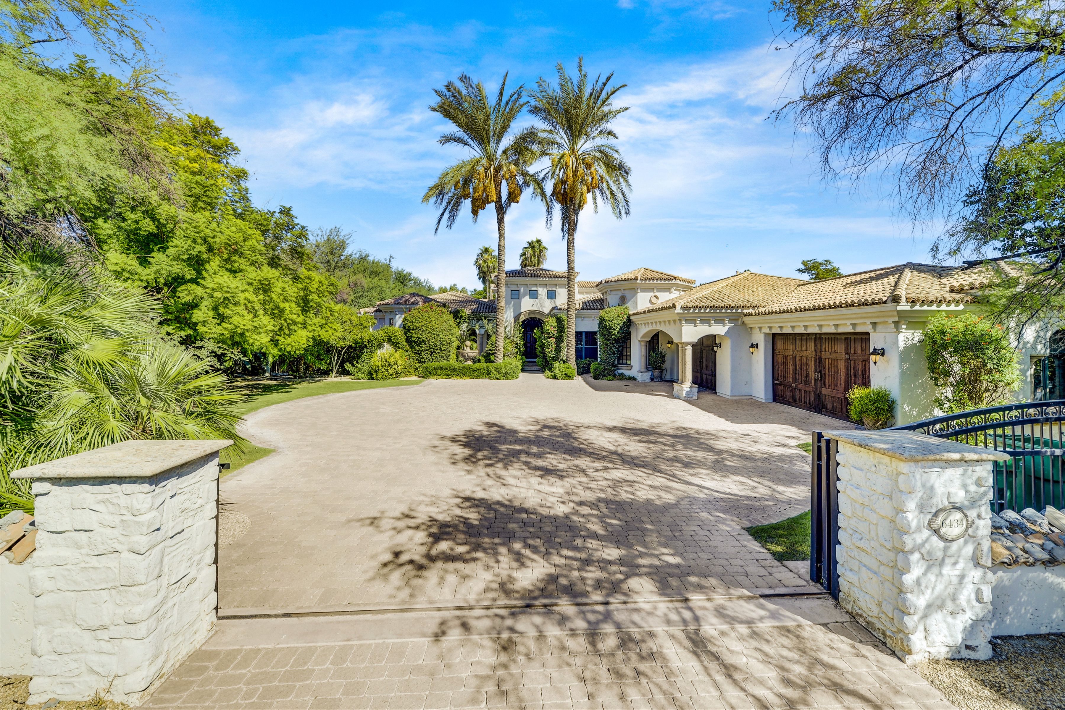 Above Paradise Valley Mountain Majesty Above Vacation Residences