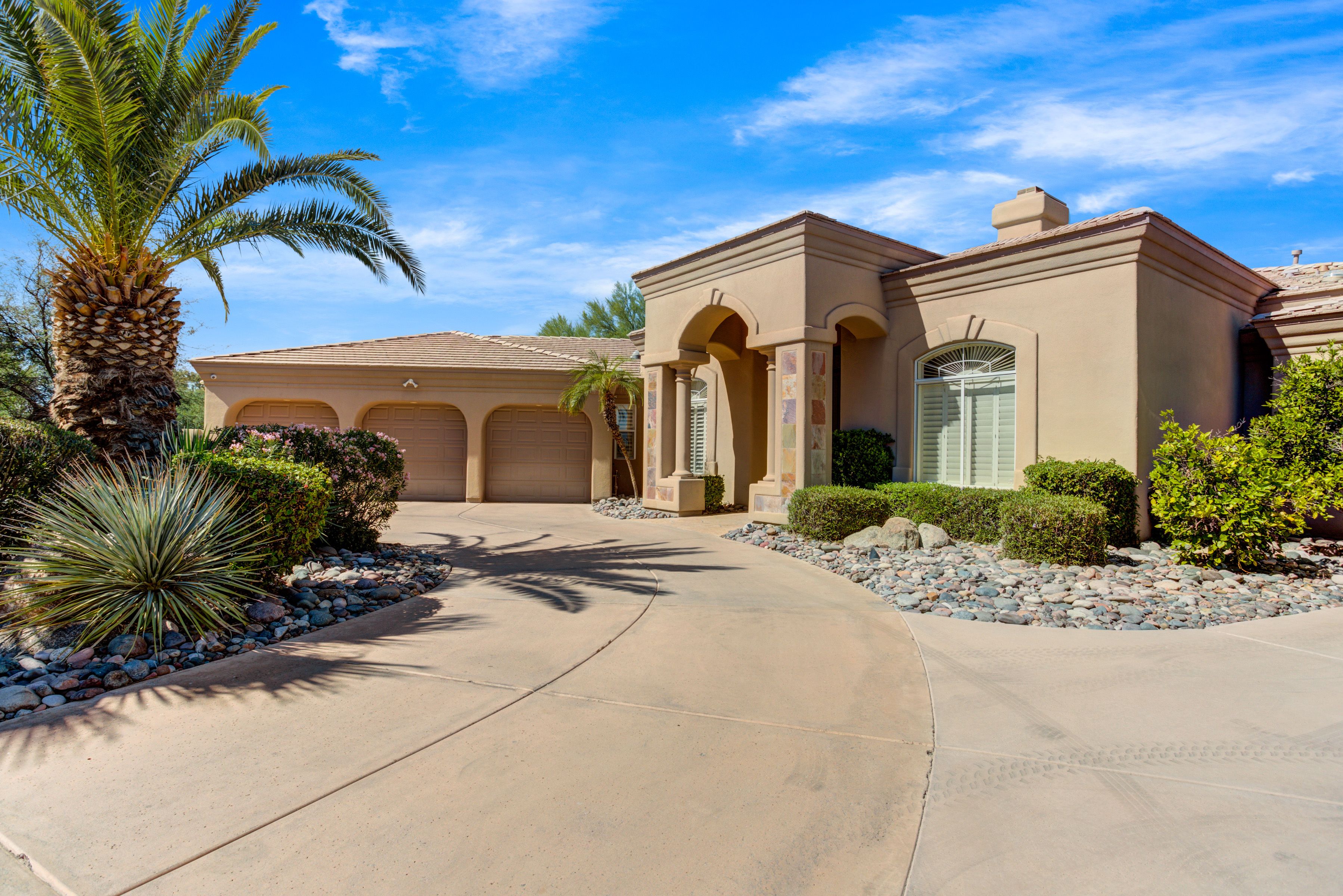 THE ABOVE SCOTTSDALE DESERT ALLURE ESTATE Above Vacation Residences