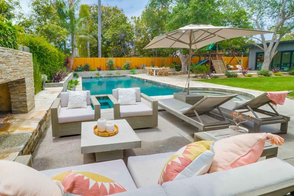 Hymettus Harcourts Avanti Vacation Rentals