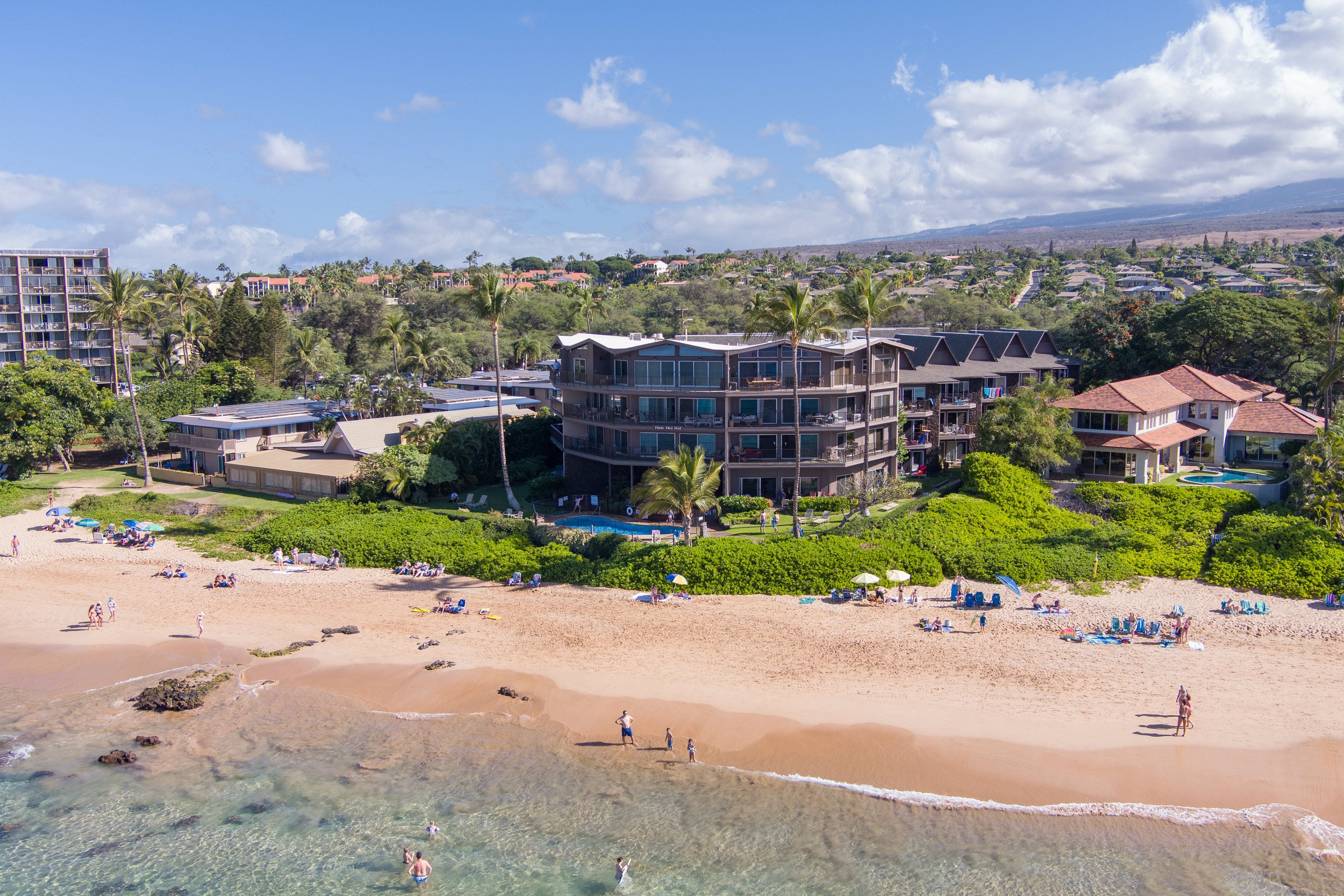 Hale Hui Kai 205 Hale Hui Kai Condominiums by Bello Realty, Inc.