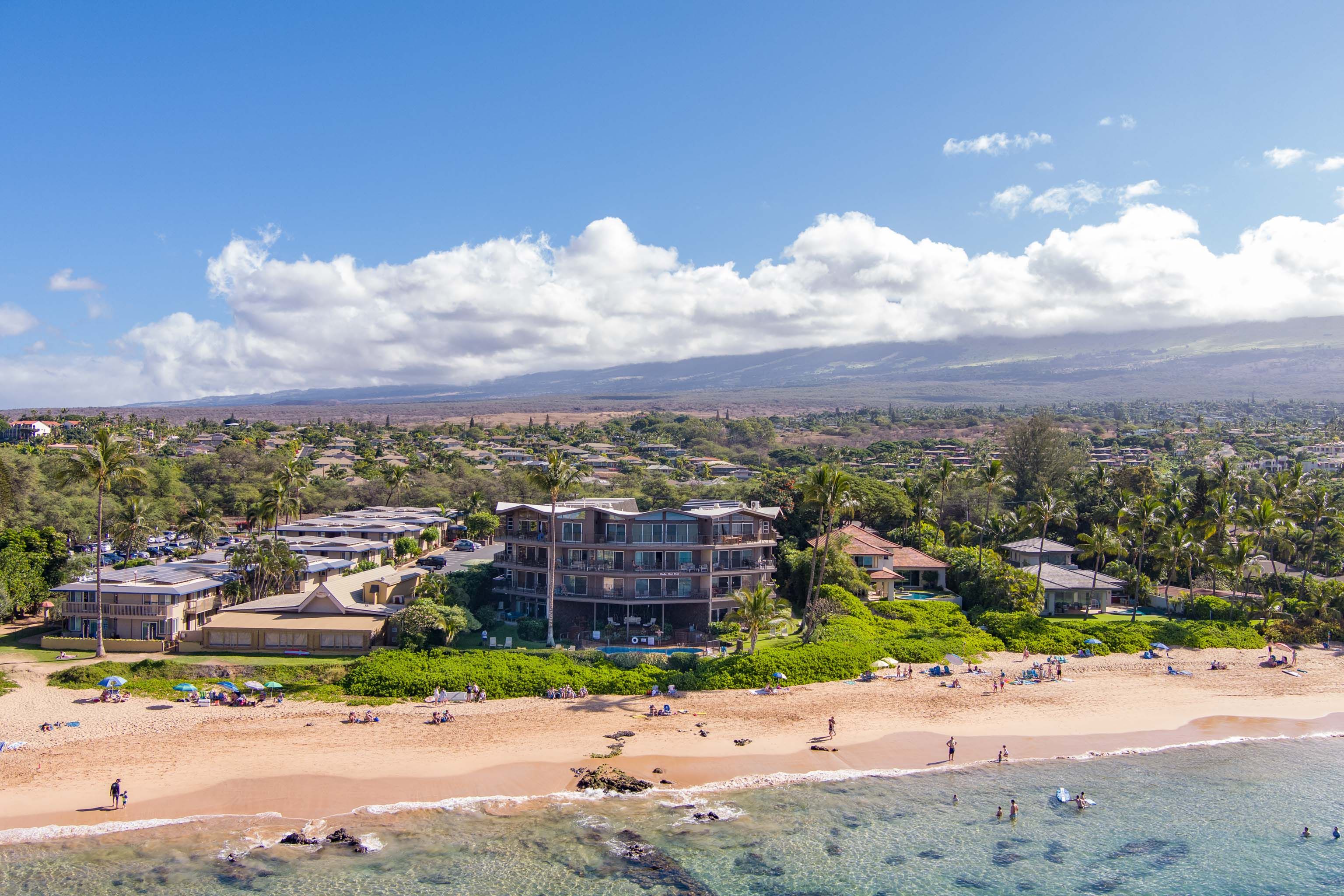 Hale Hui Kai 211 Hale Hui Kai Condominiums by Bello Realty, Inc.