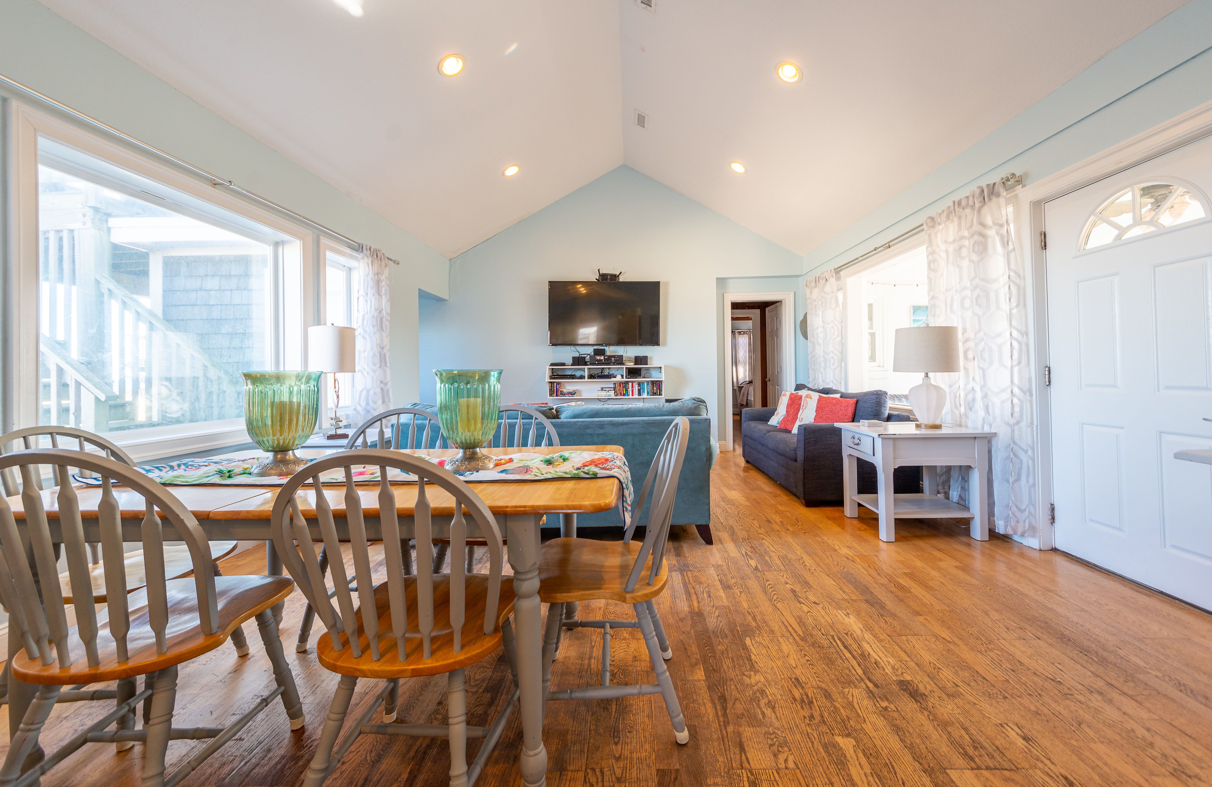 Book Aqua Nights Oceanfront OBX Vacation Rental