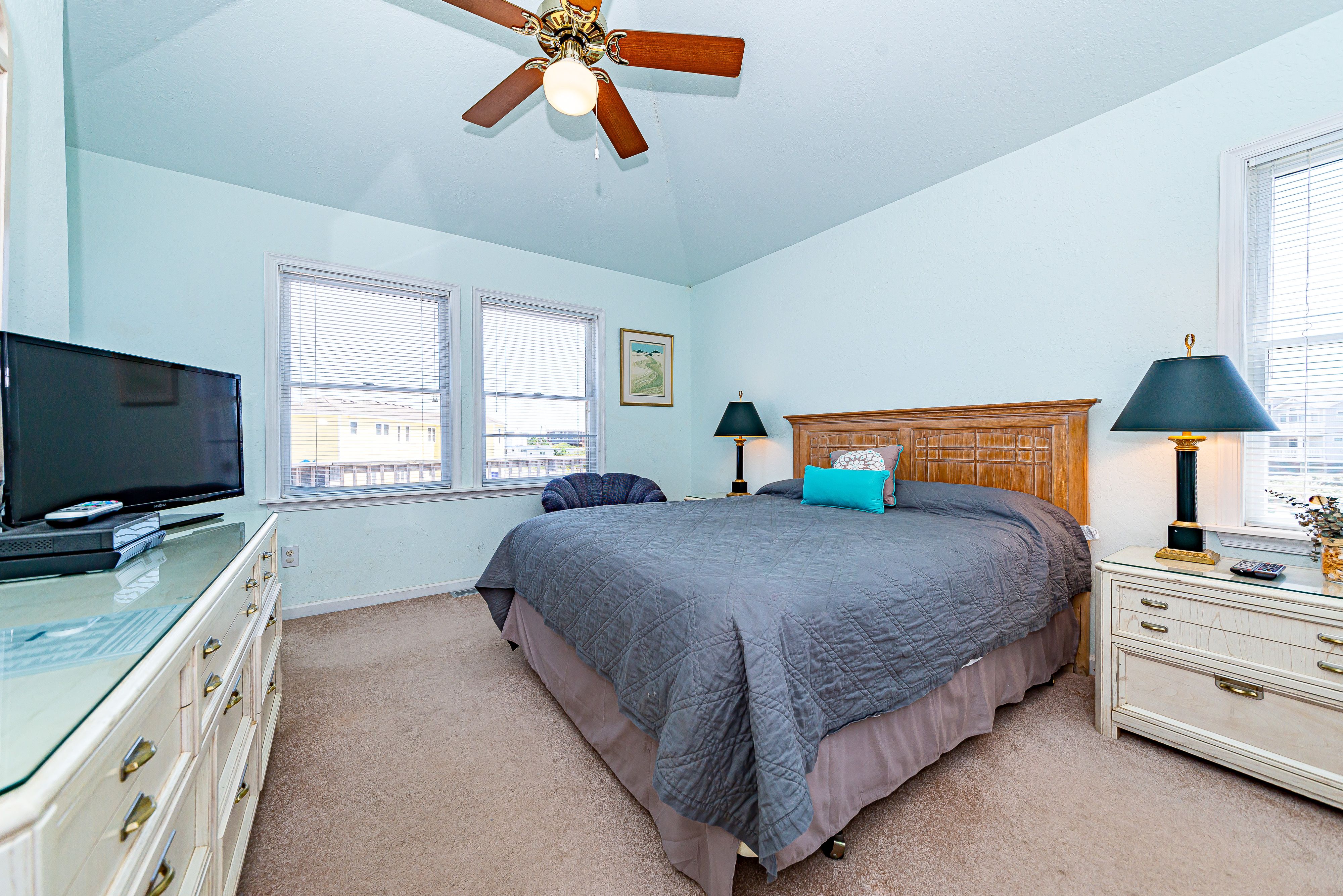 Book Swink Cottage SemiOceanfront OBX Vacation Rental