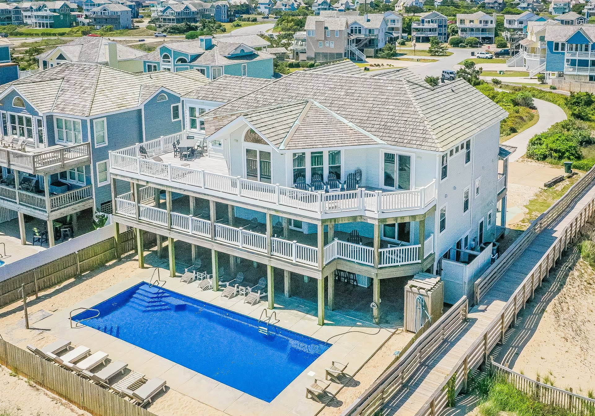 Book Driftwood Oceanfront OBX Vacation Rental