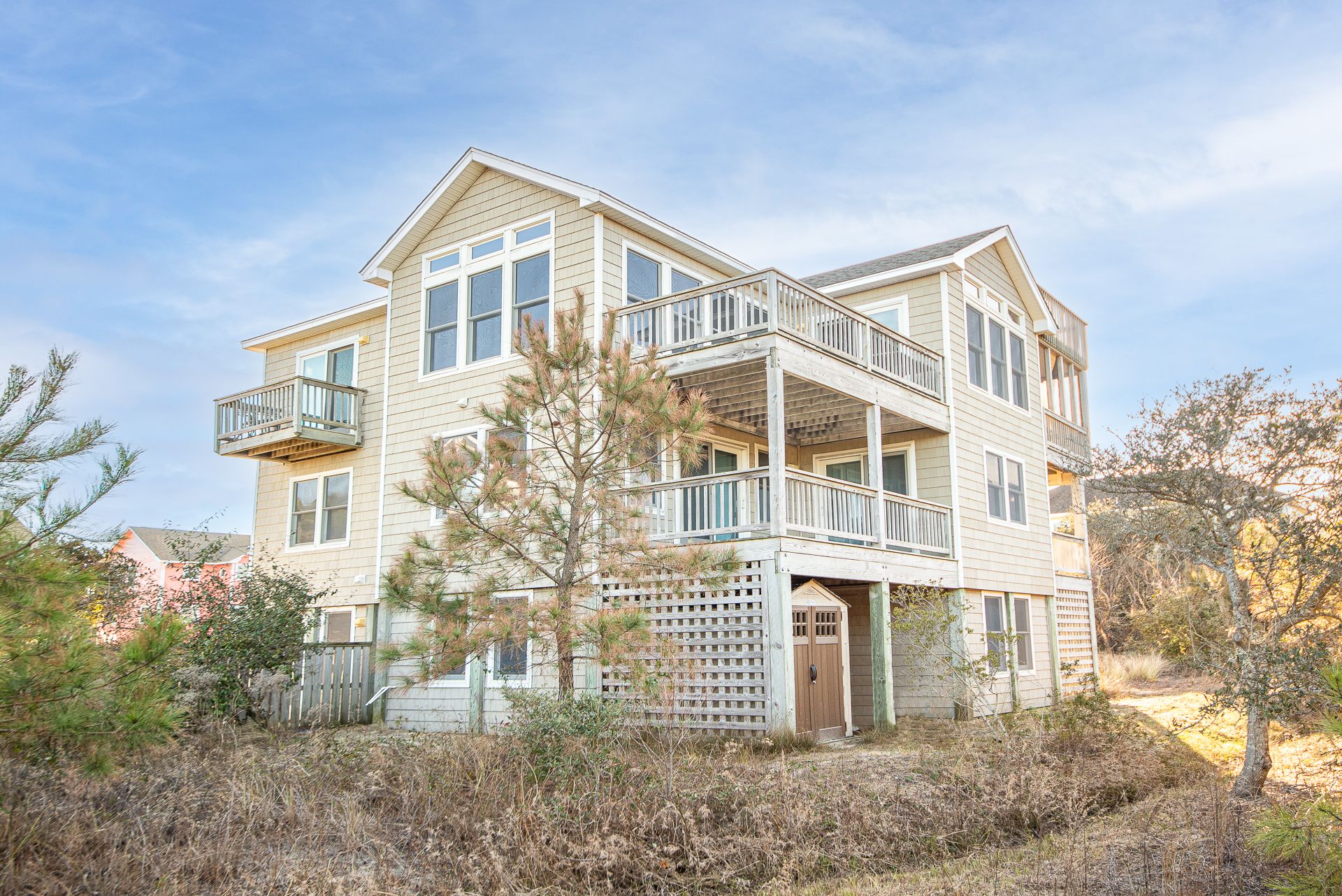 The Ultimate Guide to Barnacle Beach House: A Coastal Retreat