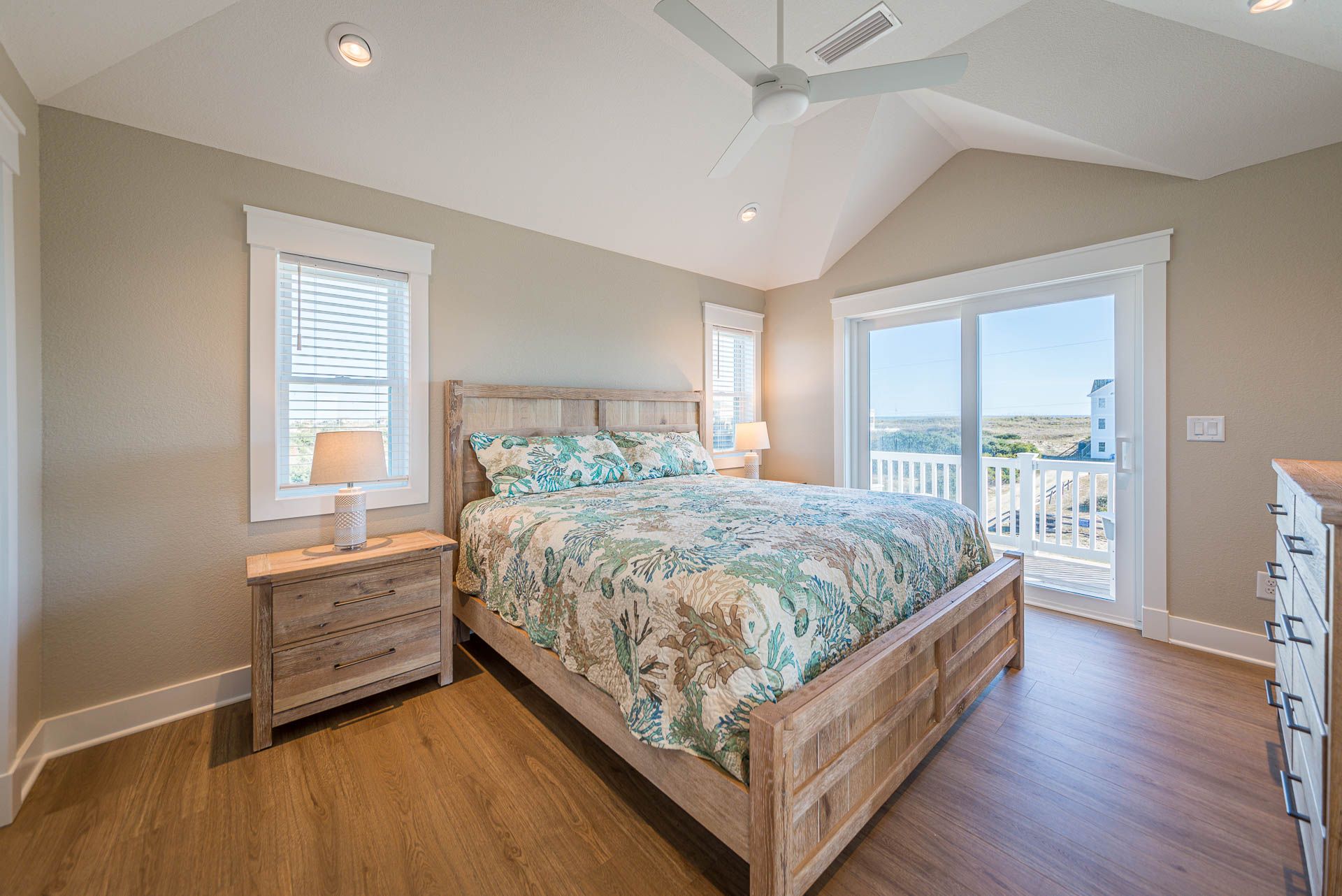 Book Carova Time | Semi-Oceanfront OBX Vacation Rental