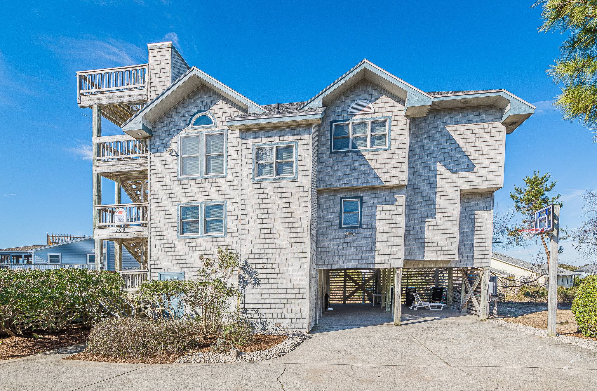Book Banana Republic Oceanside OBX Vacation Rental