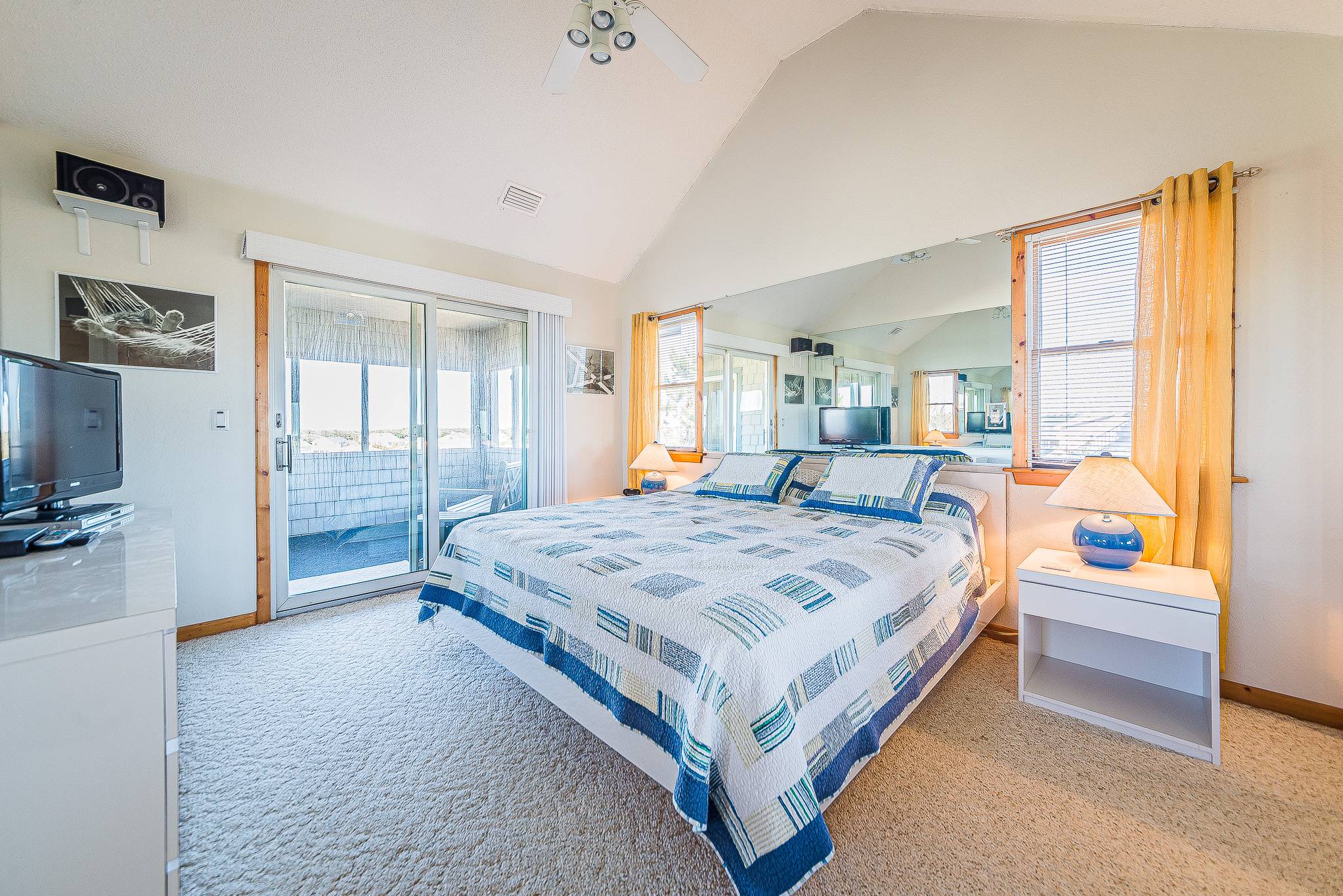 Book Banana Republic Oceanside OBX Vacation Rental