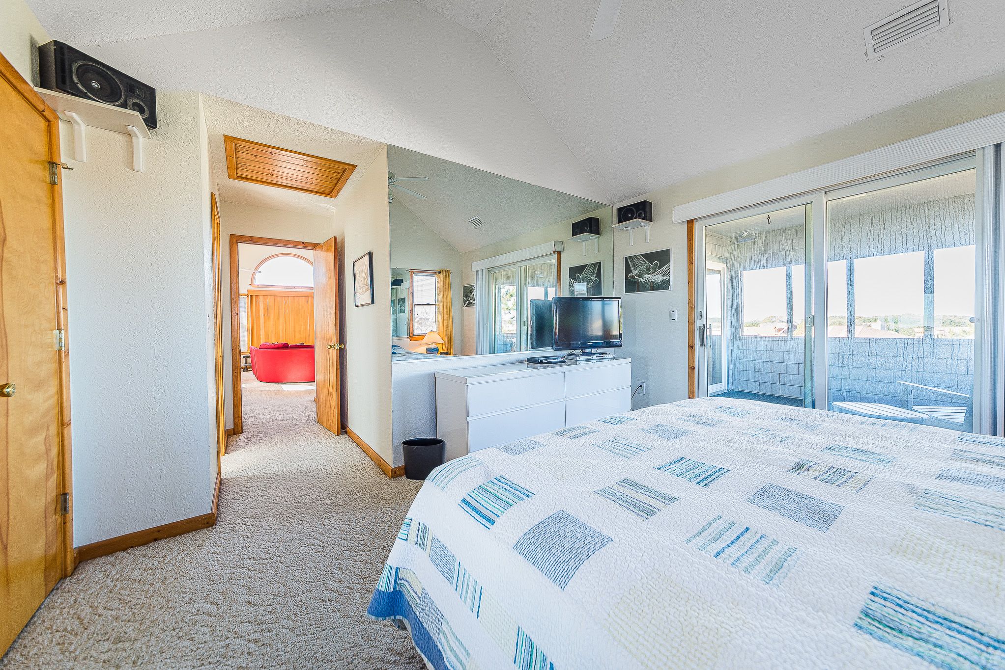 Book Banana Republic Oceanside OBX Vacation Rental