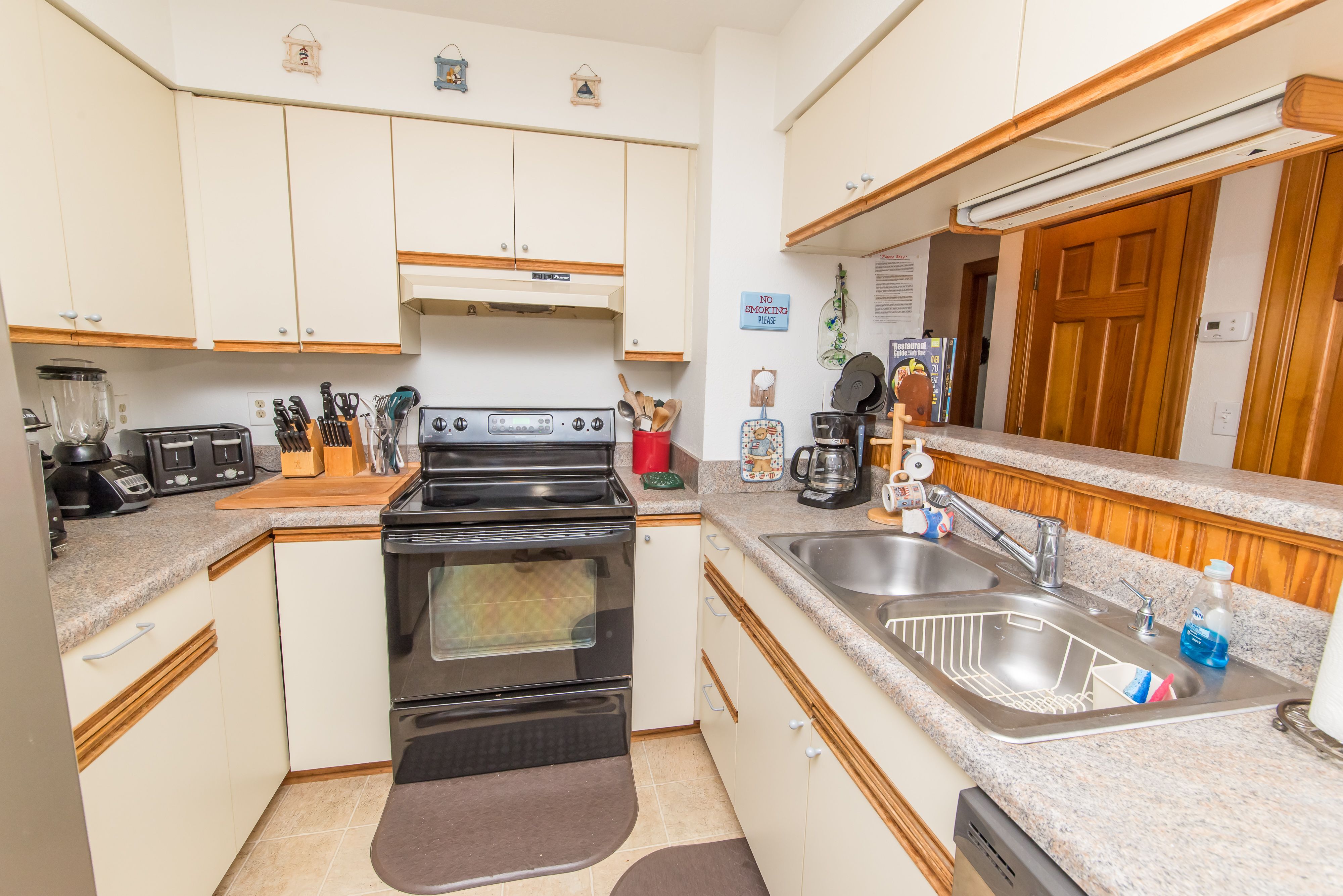 Kitty Hawk Junction SemiOceanfront OBX Vacation Rental