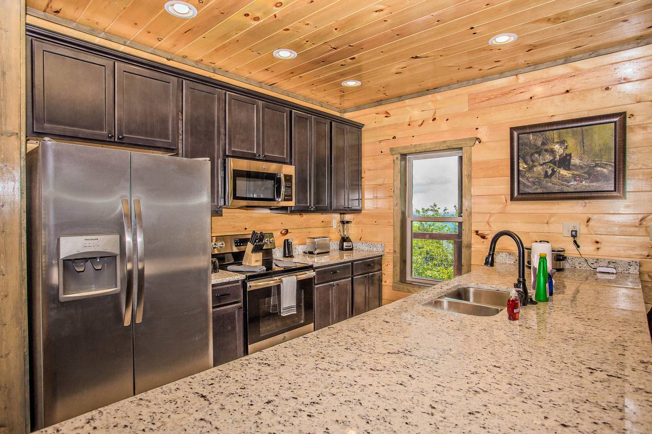<span class="name">The fully equipped kitchen makes preparing meals a breeze!</span> <span class="name">The fully equipped kitchen makes preparing meals a breeze!</span>