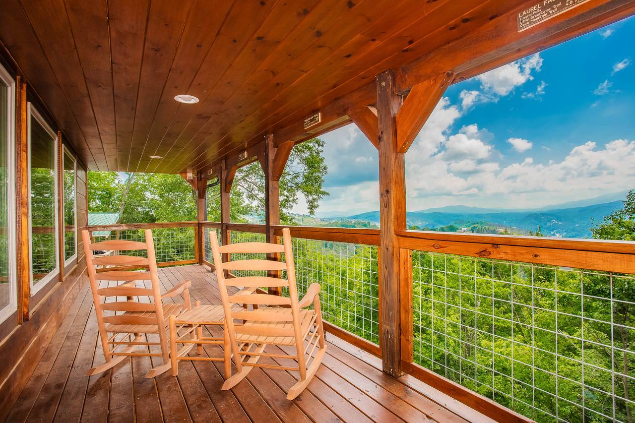 <span class="name">The upper deck is great for fresh air and gorgeous views!</span> <span class="name">The upper deck is great for fresh air and gorgeous views!</span>