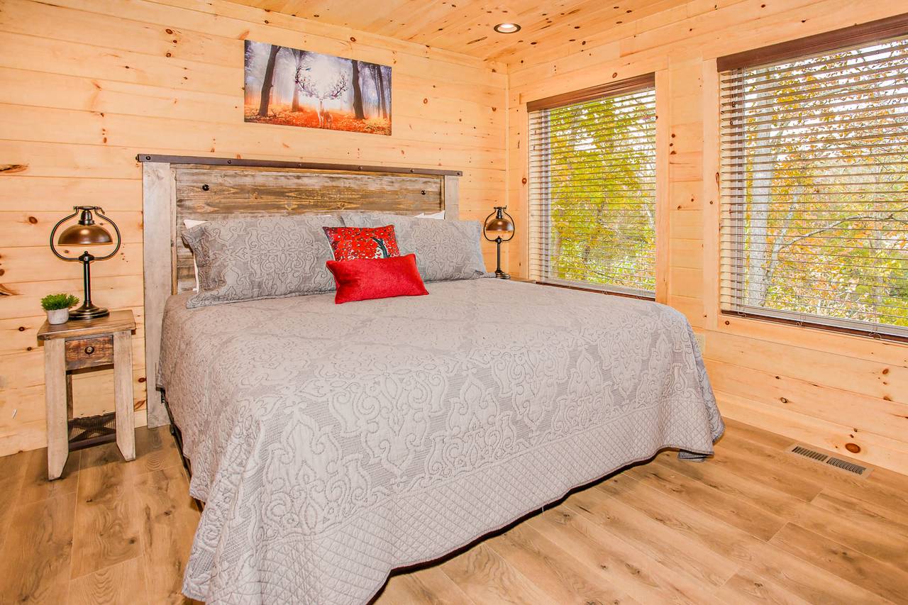 Main Level King Bed Main Level King Bed