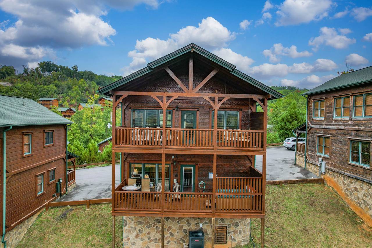 Exterior Exterior