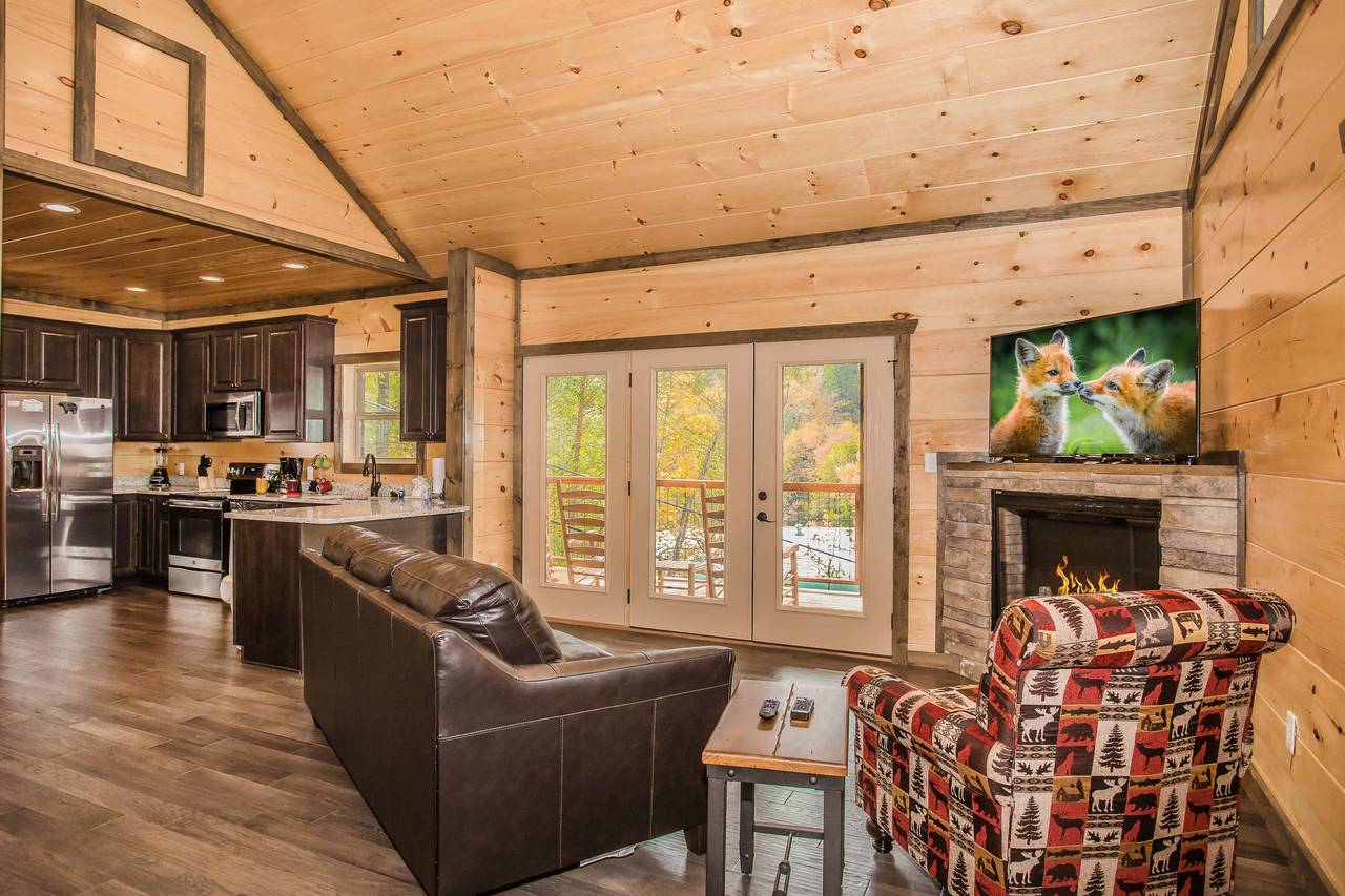 Spacious Living Space with Flat Screen TV Spacious Living Space with Flat Screen TV