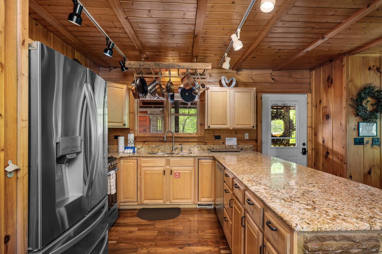 Fully equipped kitchen with modern appliances Fully equipped kitchen with modern appliances