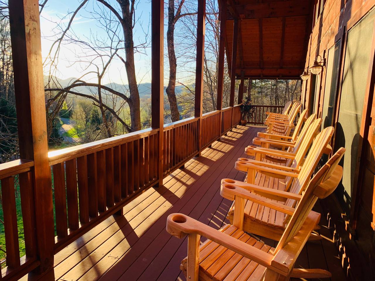 Rustic elegance surrounded by nature and mountain views Rustic elegance surrounded by nature and mountain views