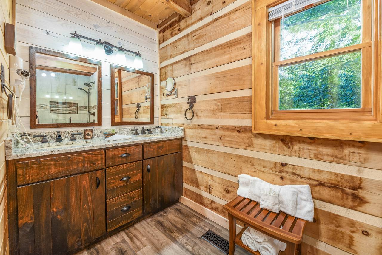 Full Master Bath Full Master Bath