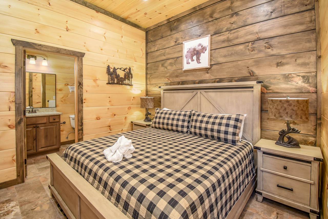 Lower-level king bedroom with private en-suite bath (5) Lower-level king bedroom with private en-suite bath (5)