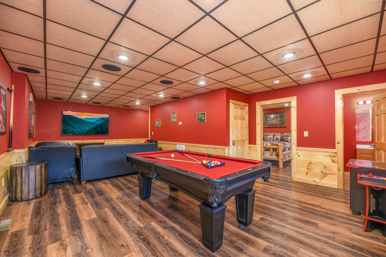 Game room w/ pool table & multi-cade arcade games Game room w/ pool table & multi-cade arcade games