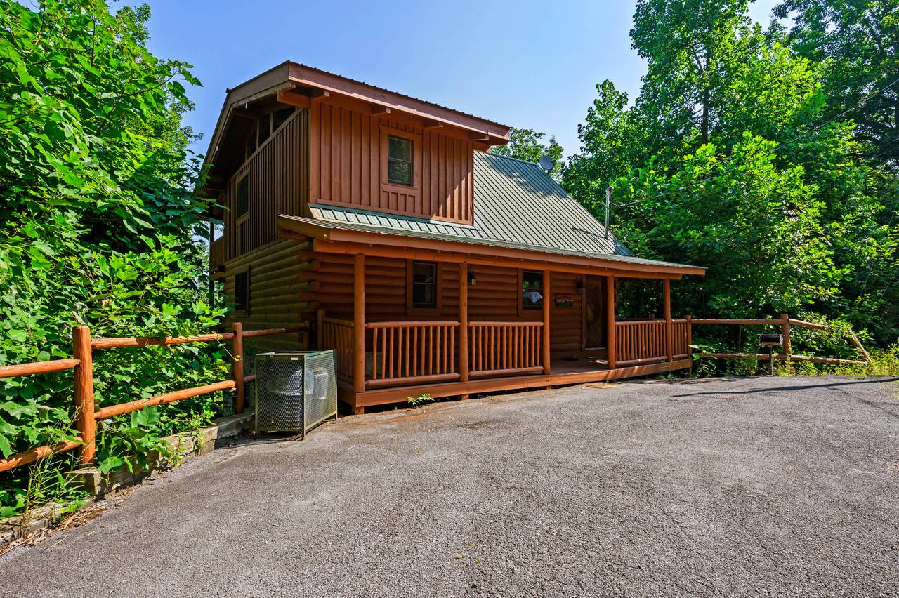 Exterior Exterior