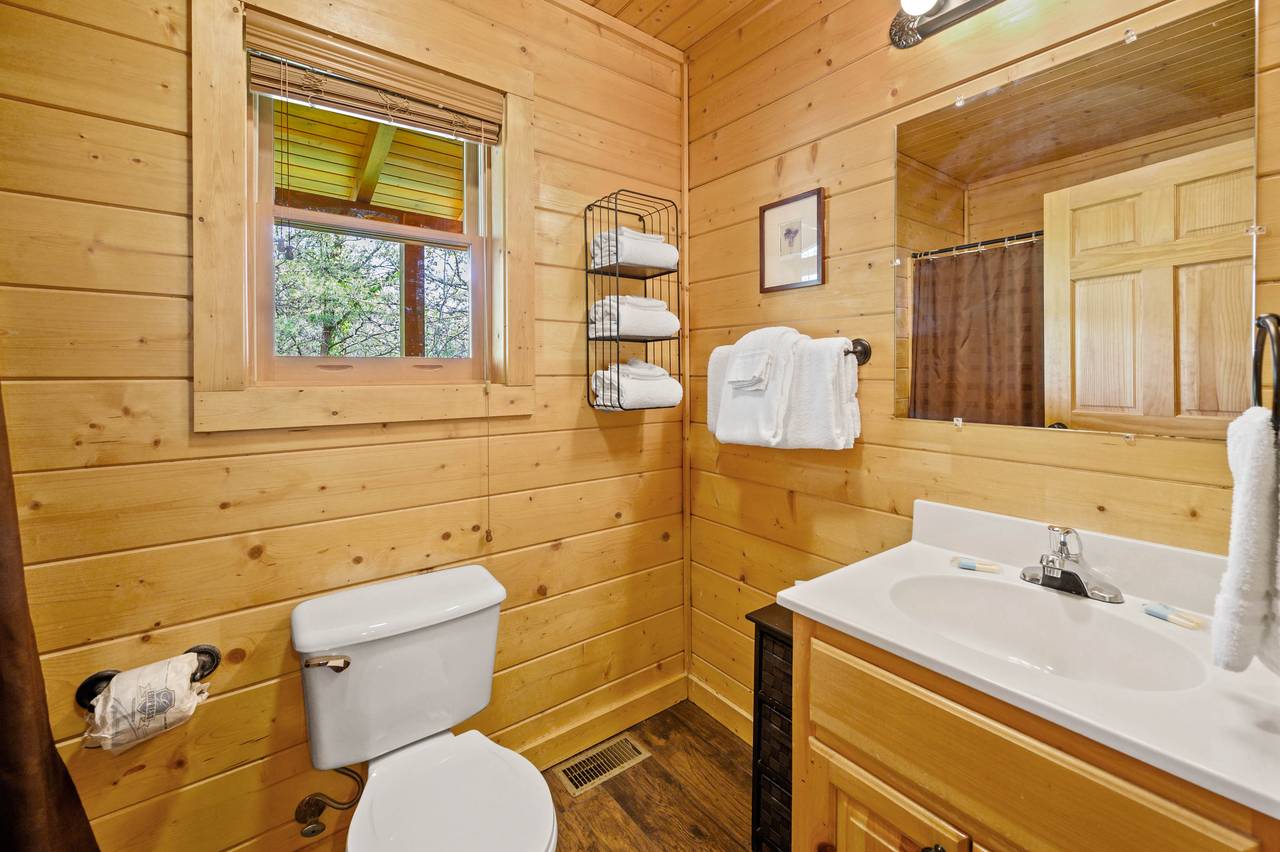 Full Bath Full Bath