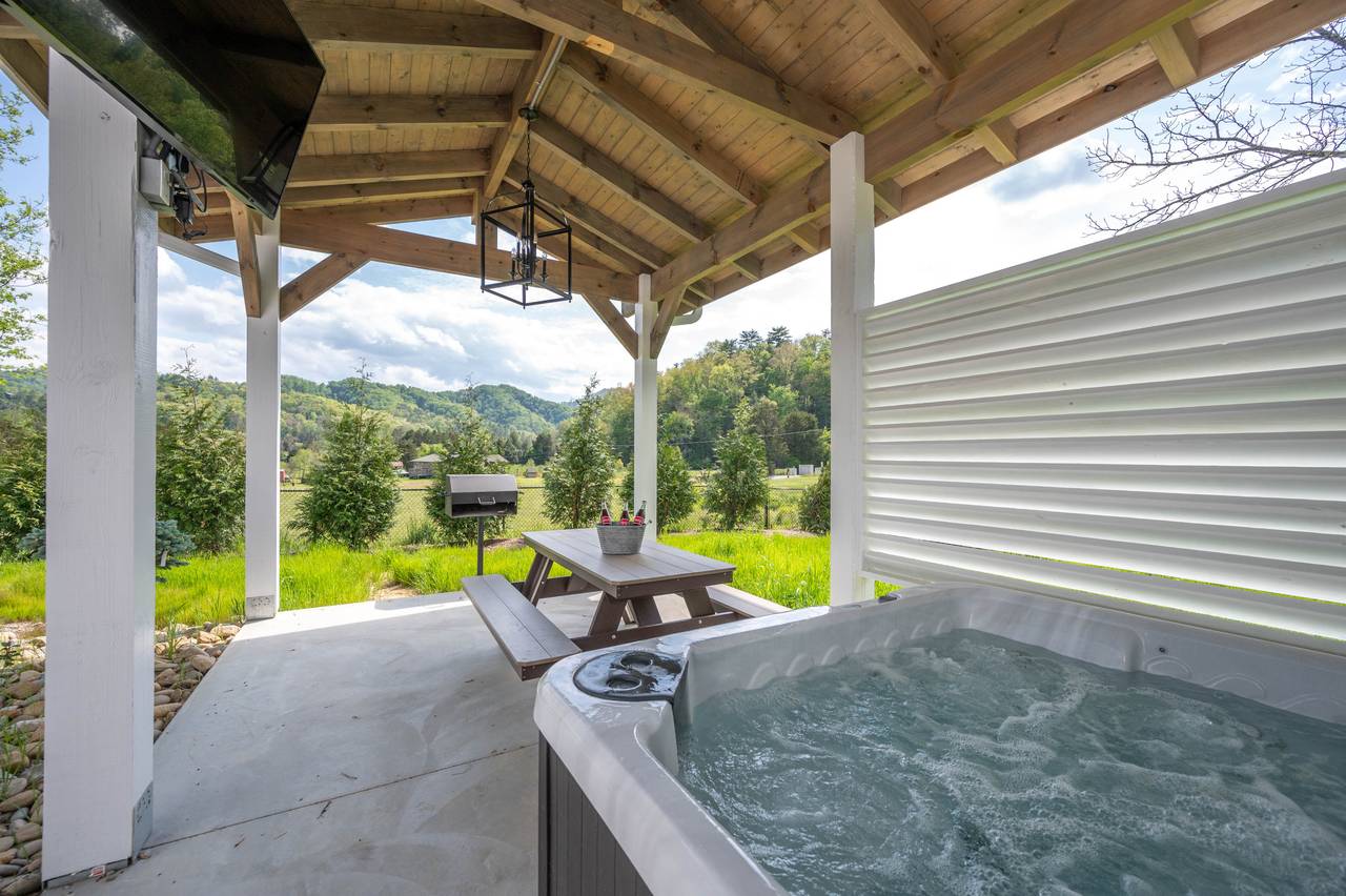Hot Tub Hot Tub