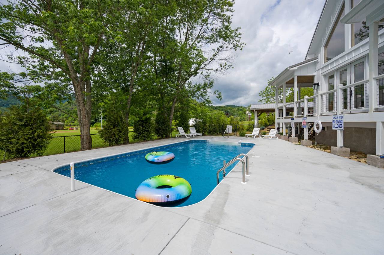 Private Swimming Pool Private Swimming Pool