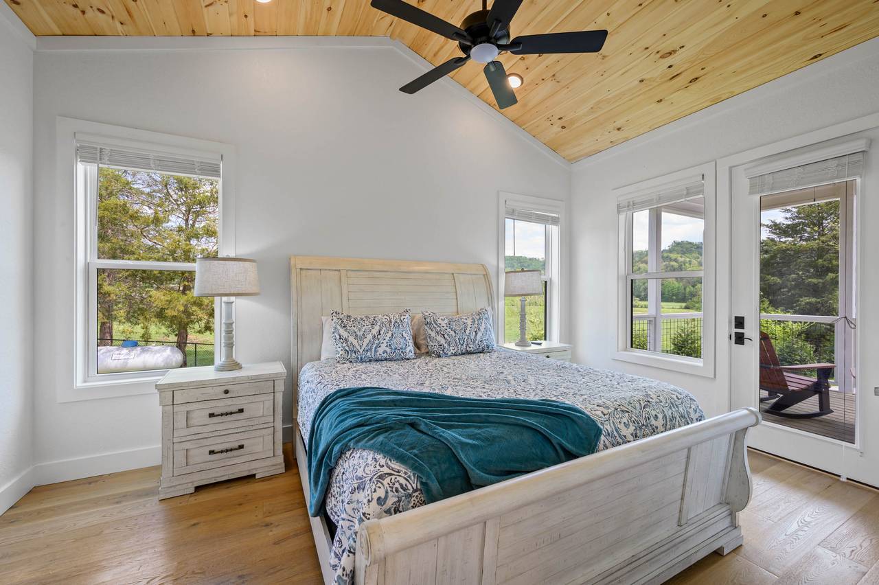 King Bedroom King Bedroom