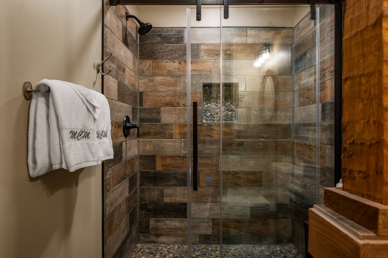 Bath 2: Upper level full bathroom with standing shower Bath 2: Upper level full bathroom with standing shower
