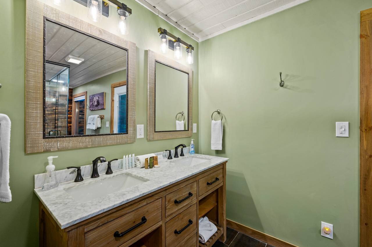 Bath 1: Upper king ensuite with standing shower and claw tub Bath 1: Upper king ensuite with standing shower and claw tub