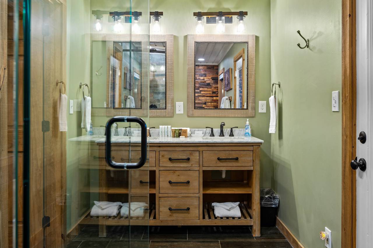 Bath 1: Upper king ensuite with standing shower and claw tub Bath 1: Upper king ensuite with standing shower and claw tub