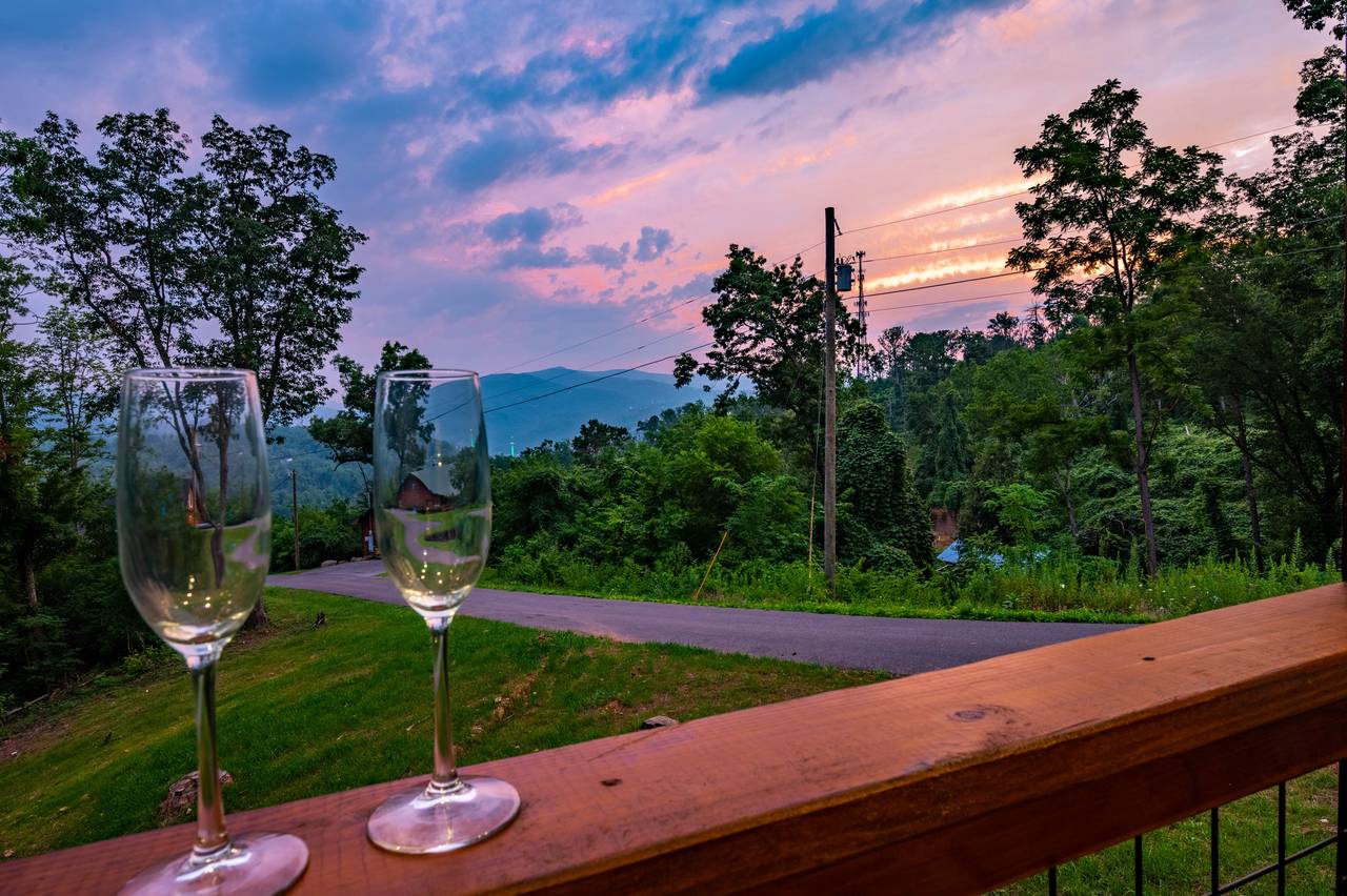 Views of Gatlinburg Views of Gatlinburg