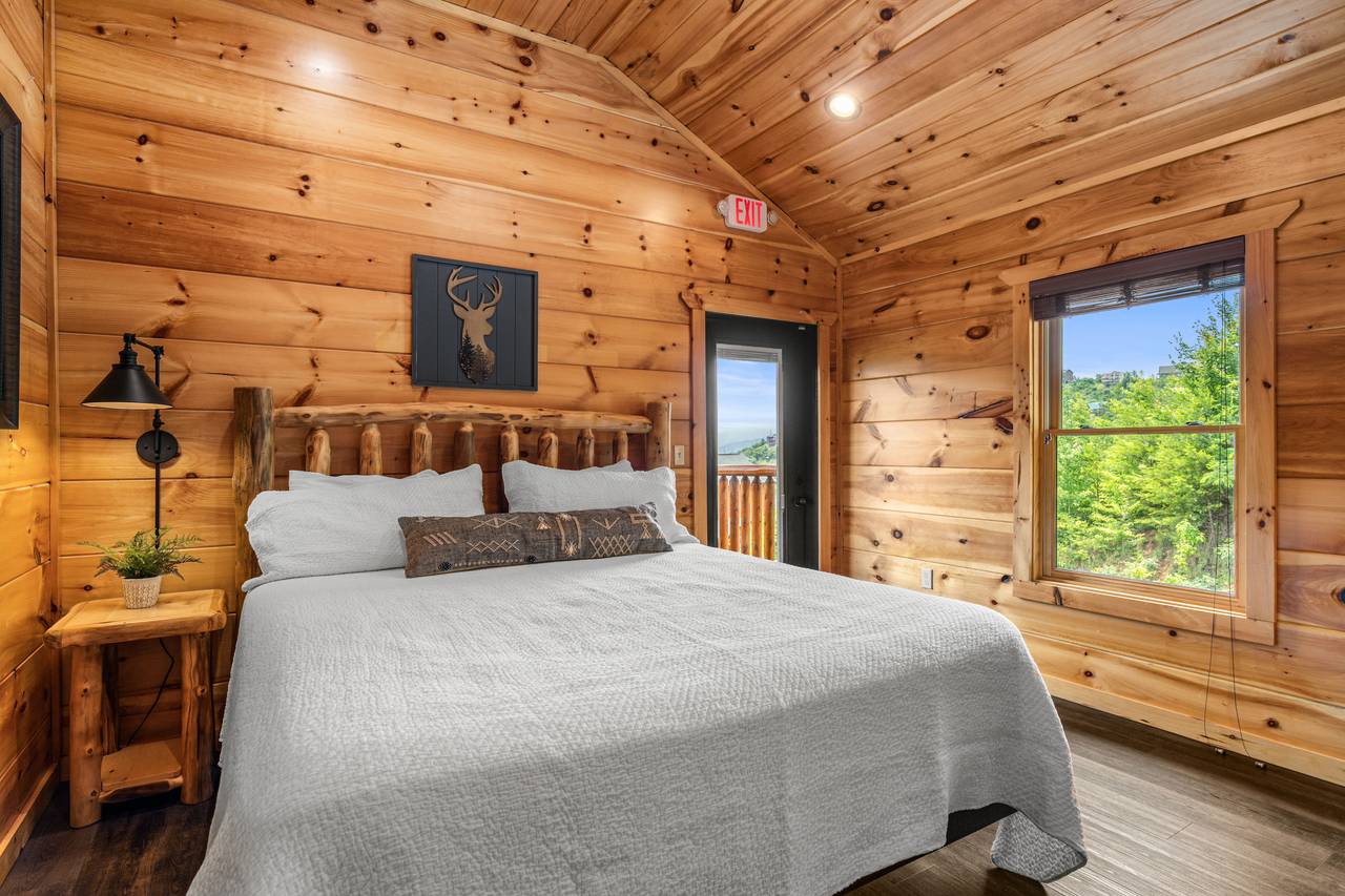 Another king bedroom with private ensuite bath Another king bedroom with private ensuite bath