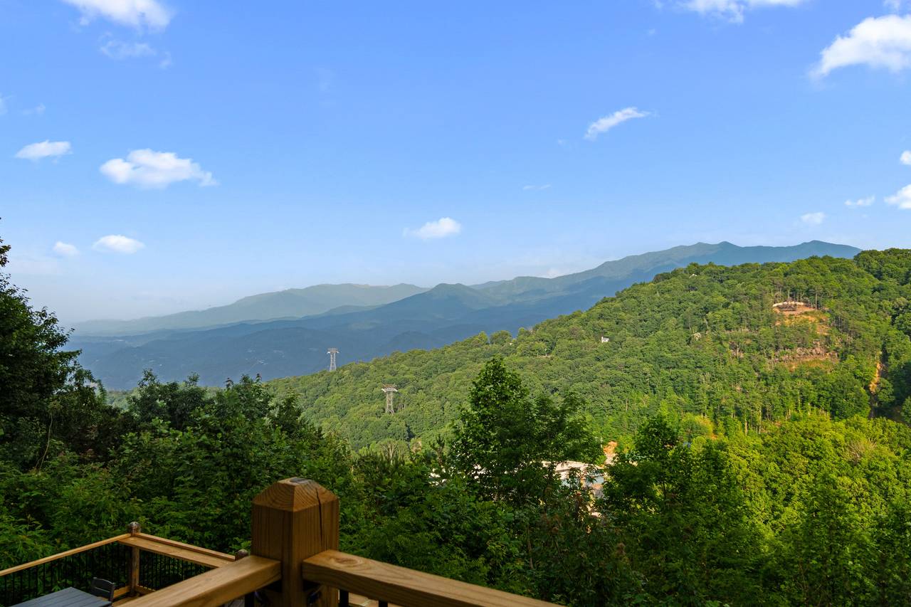 Priceless views of The Great Smoky Mountains! Priceless views of The Great Smoky Mountains!
