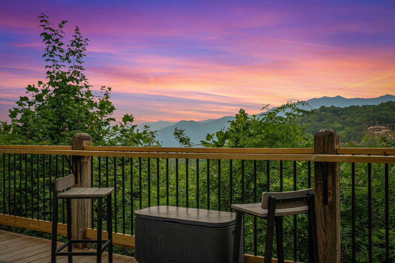 Two-tier deck w/ new furniture & stunning mountain views Two-tier deck w/ new furniture & stunning mountain views
