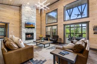 Spacious Living Room with Fireplace & Large HDTV Spacious Living Room with Fireplace & Large HDTV