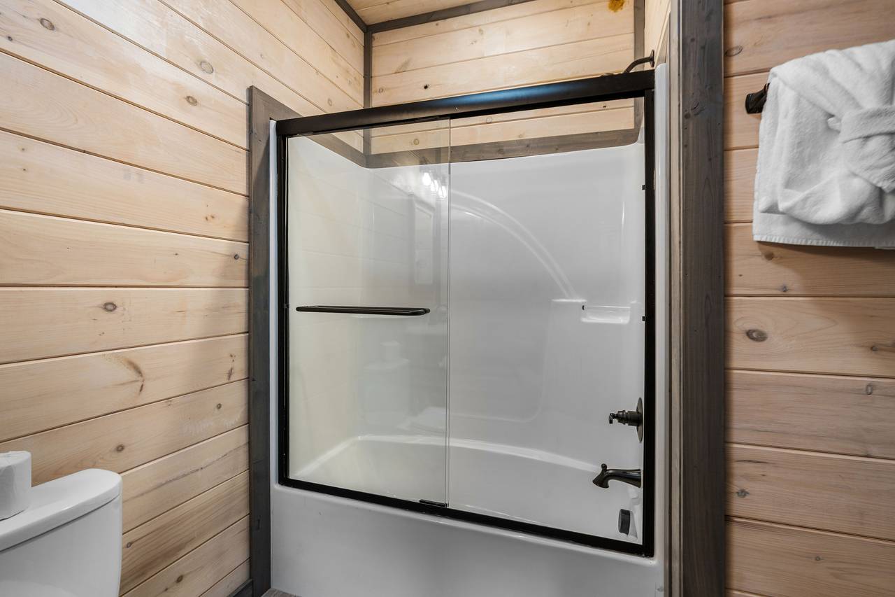 Lower level full bath with tub and shower combo Lower level full bath with tub and shower combo