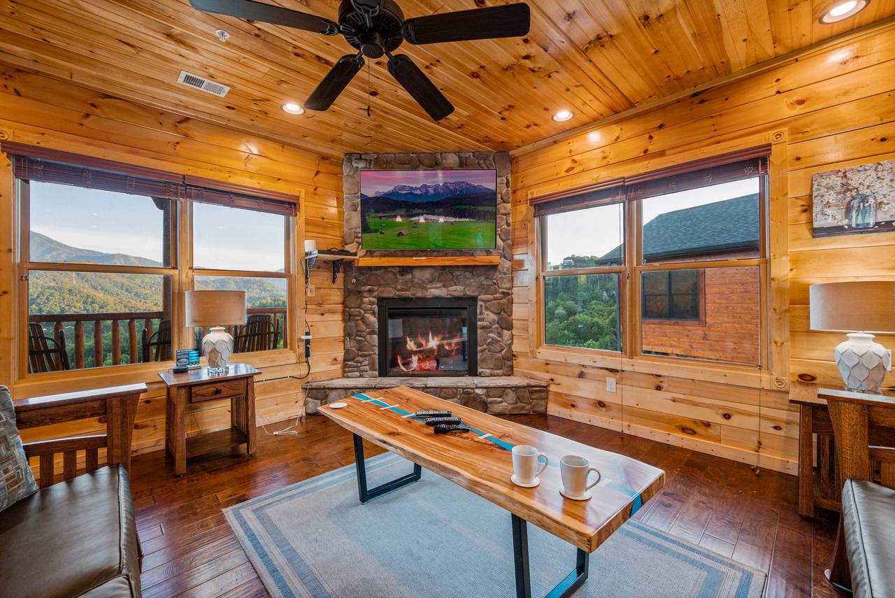 Main level living room: Fireplace, TV, 2 sleepers, & views Main level living room: Fireplace, TV, 2 sleepers, & views