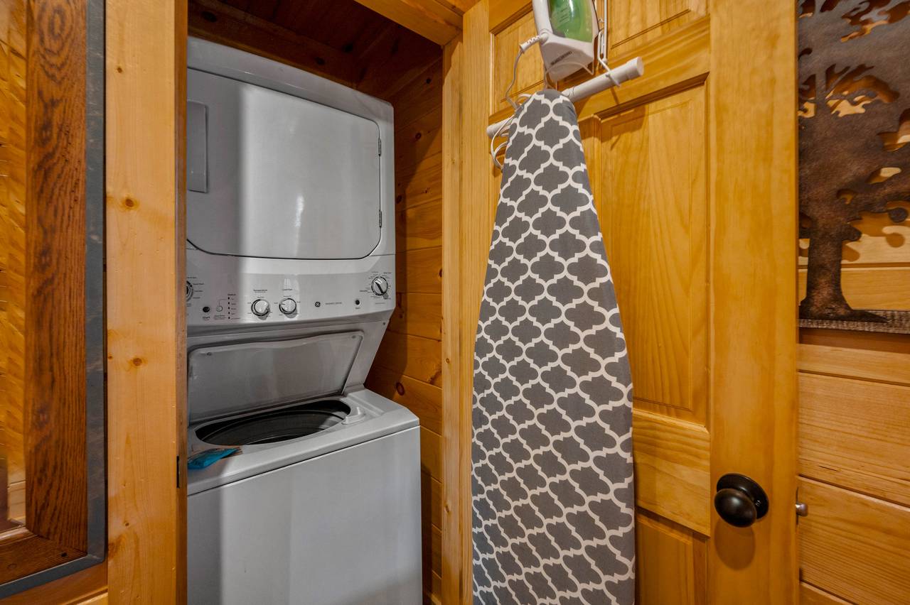 Stackable washing machine and dryer Stackable washing machine and dryer