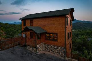 Welcome to For Spacious Skies! Charcoal Grill and Entry Ramp Welcome to For Spacious Skies! Charcoal Grill and Entry Ramp