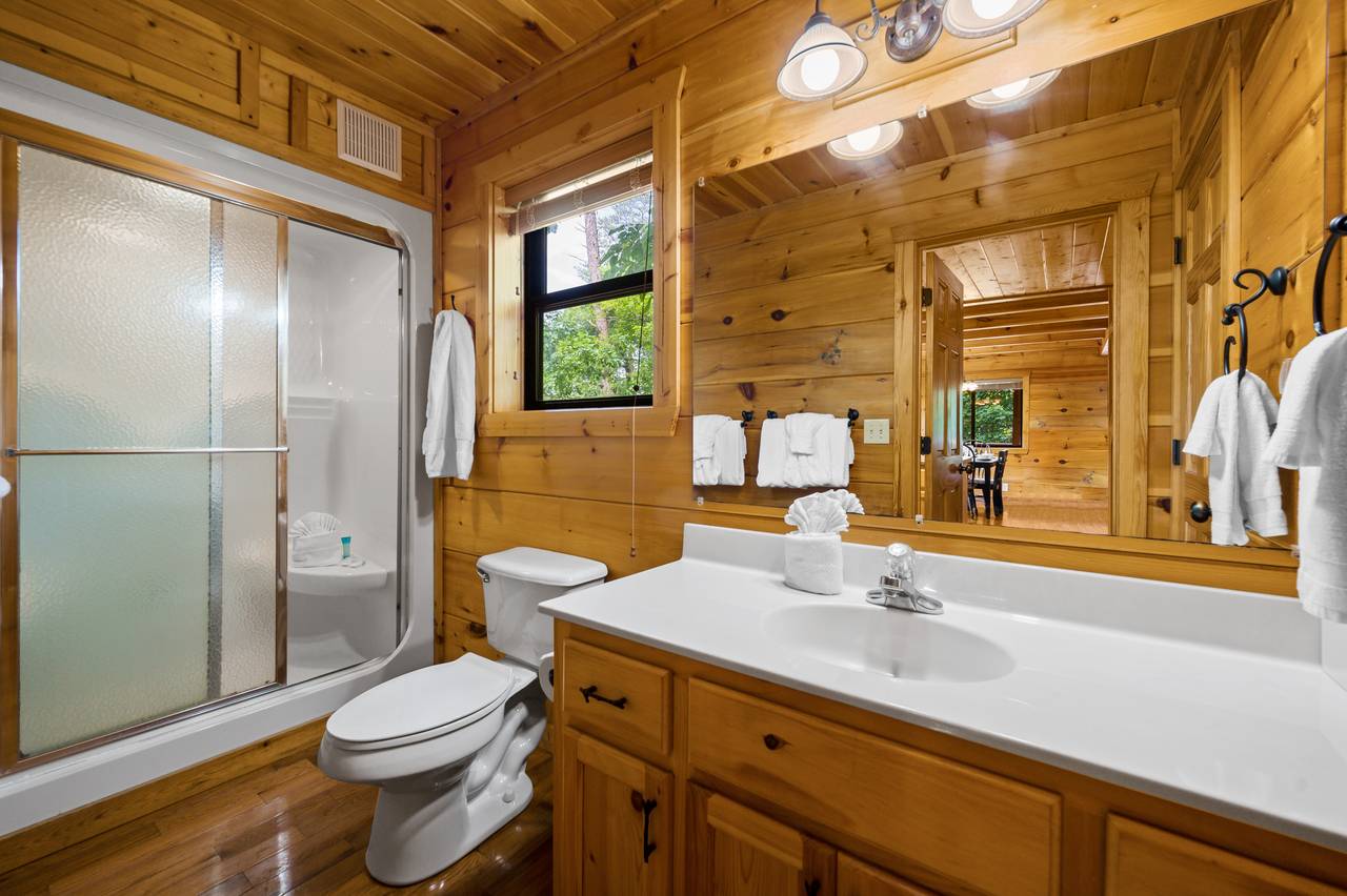 Main level full bathroom Main level full bathroom