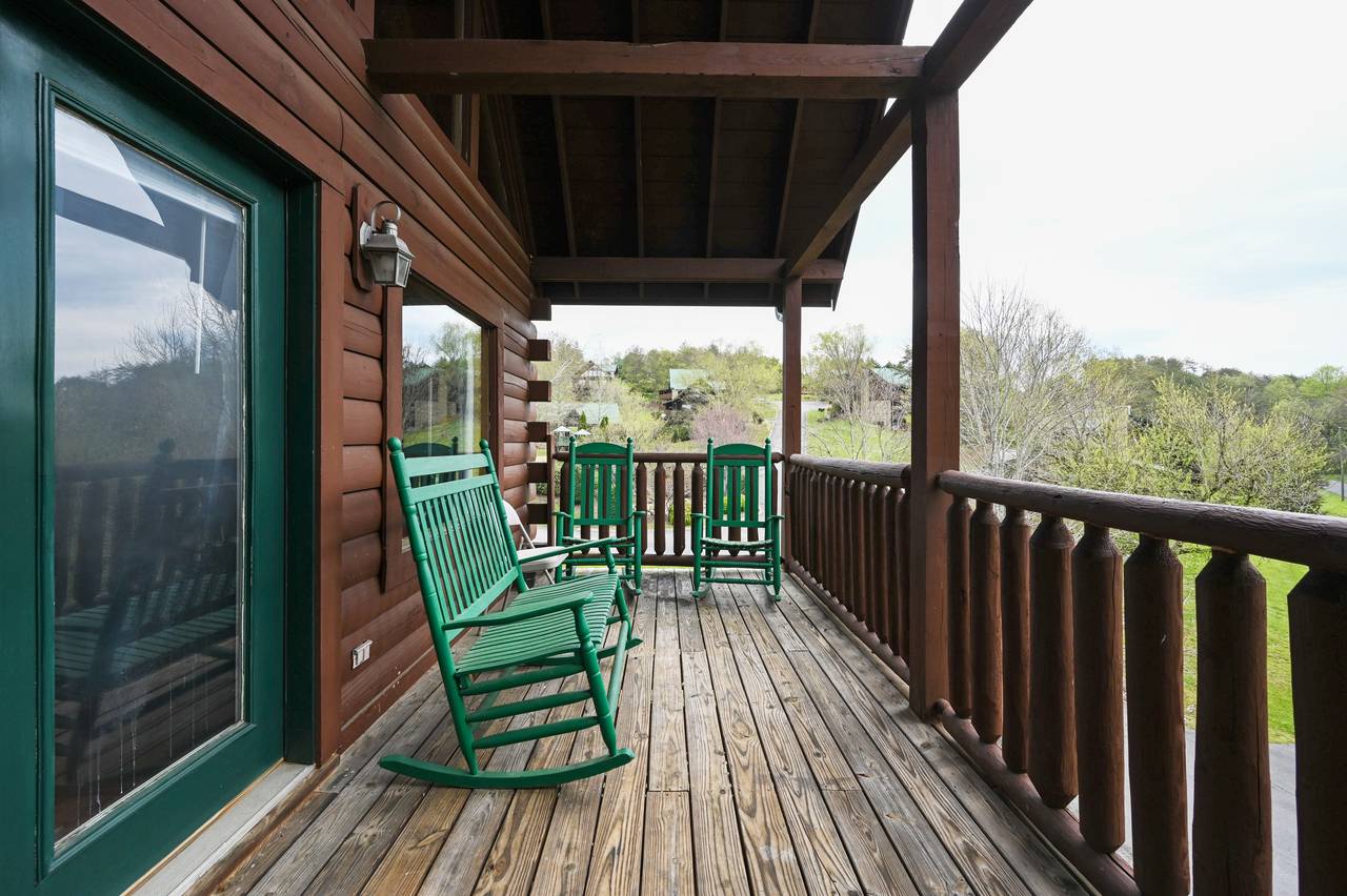 <span class="name">Sip your morning coffee or enjoy evening cocktails under the sta</span> <span class="name">Sip your morning coffee or enjoy evening cocktails under the sta</span>